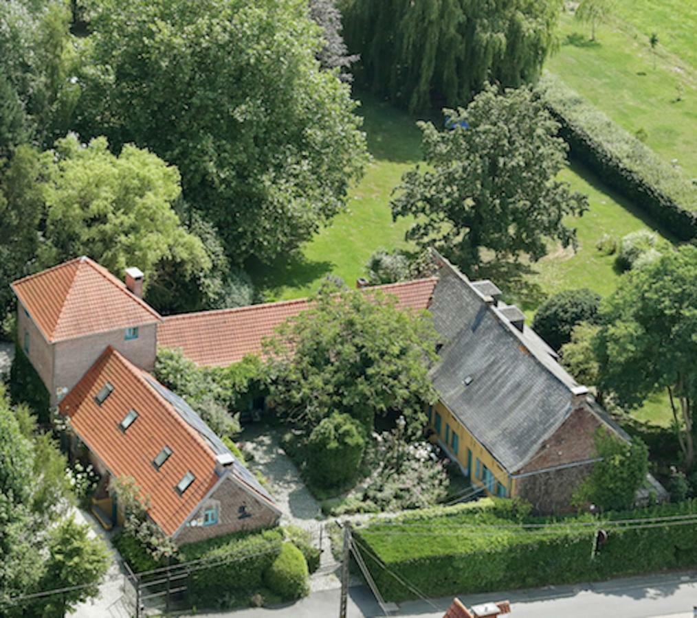 Holiday Home Les Plachettes Flobecq Exterior foto